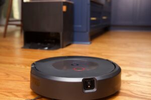 Roomba’s newest robot vacuums are up to $400 off for Cyber Monday