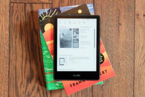 Kindle Paperwhite vs. Signature Edition: Which should you buy?