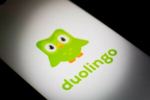 Duolingo turns to AI to generate content, cuts 10 percent of its contractors