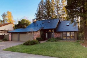 Tesla's solar installs drop, but battery business is booming