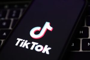 TikTok quietly kills hashtag view count feature